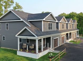 925 Falls Rd #1, Shelburne, VT 05482