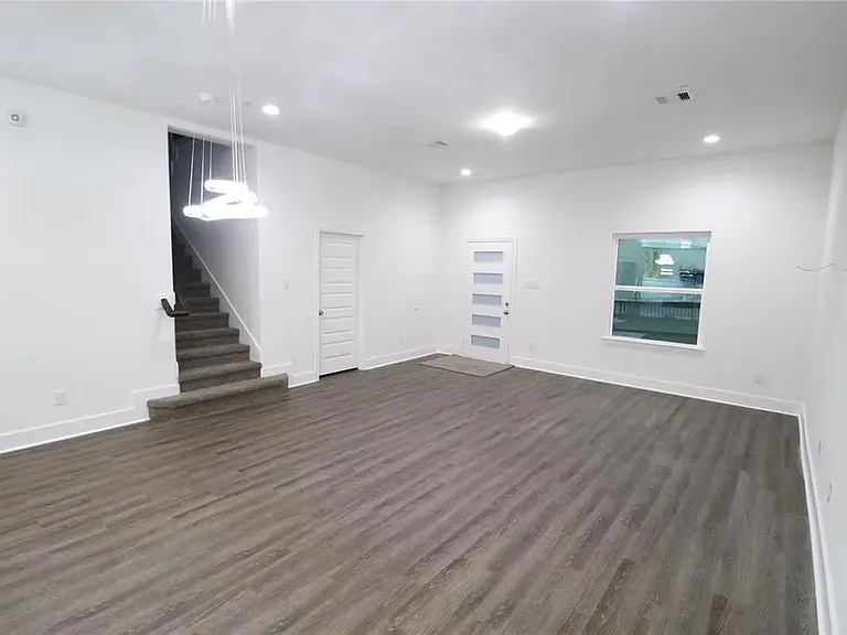 5335 Myrtlewood St — Photo 19