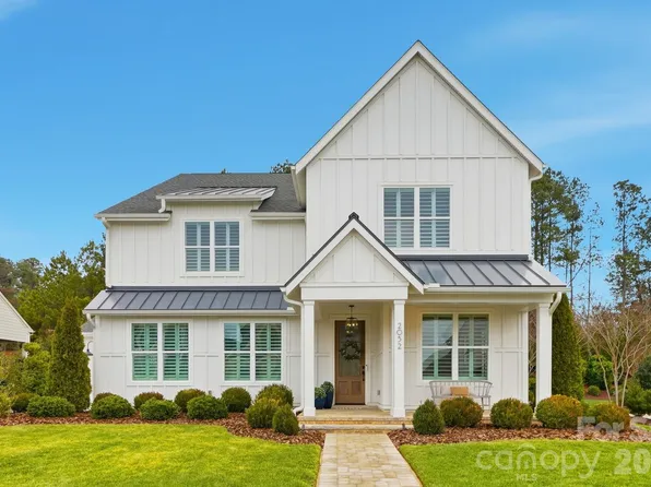 2052 Thatcher Way, Fort Mill, SC 29715