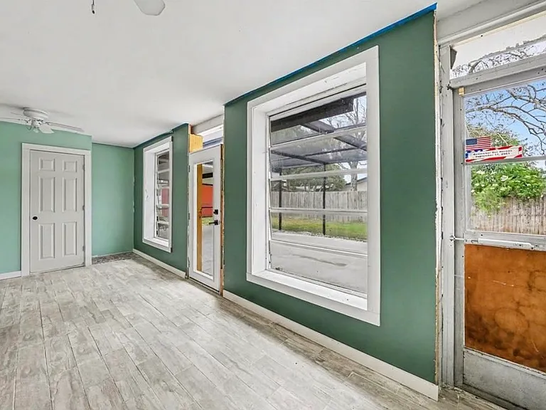 1810 Driftwood Cir S — Photo 18
