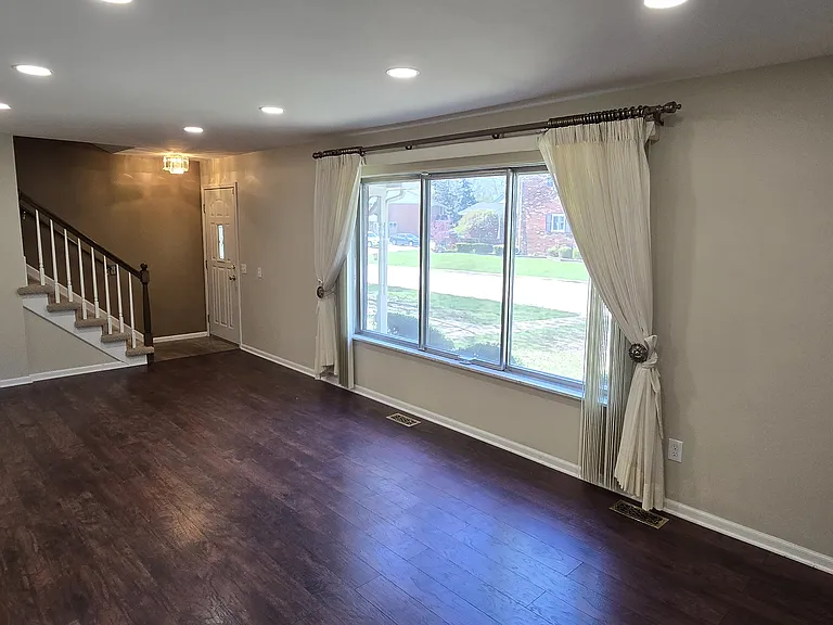42206 Toddmark Ln — Photo 10
