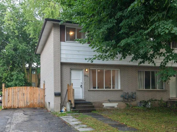 185 Cedarvale Cres #A, Waterloo, ON N2L 4T3
