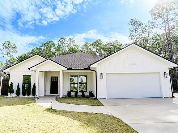 2nd image of 192 Bayou Cir