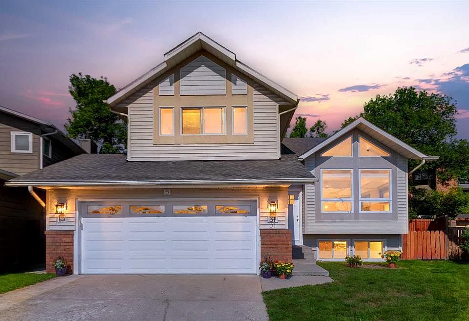 1st image of 31 Deer Pl SE
