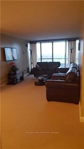 2nd image of 24 Hanover Rd #1807