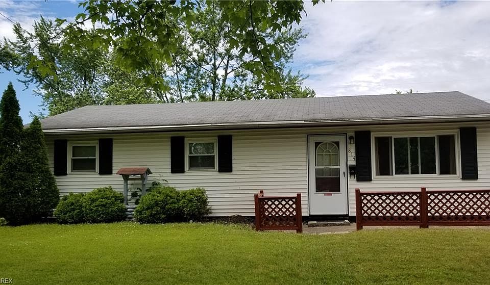 1st image of 814 Case Ave