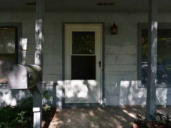 4th image of 1709 Justice Dr