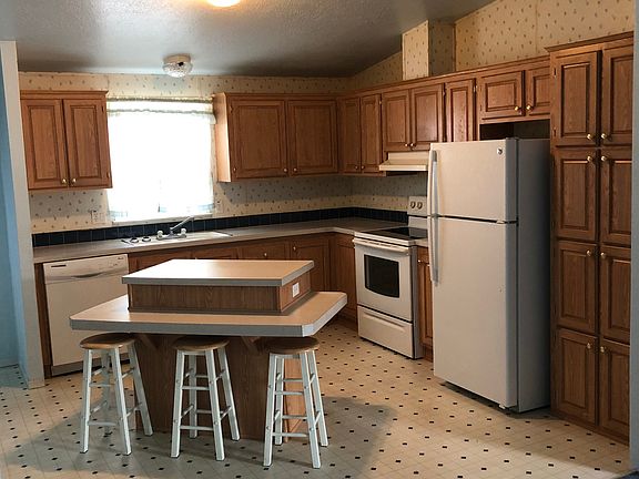 5th image of 4000 Longview St NE Unit 18