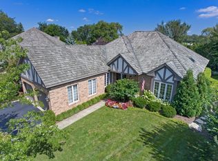 64 Berkshire Ct, Burr Ridge, IL 60527