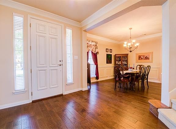5th image of 1416 Haddington Ln