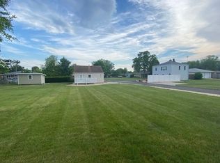 2220 Black Rd, Joliet, IL 60435