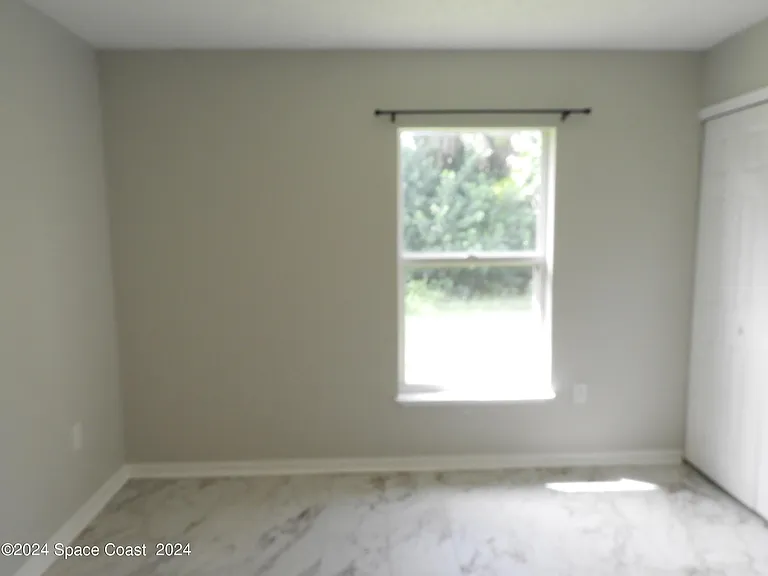 506 Lafayette St SW — Photo 12