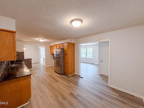 5th image of 316 Bighorn Dr