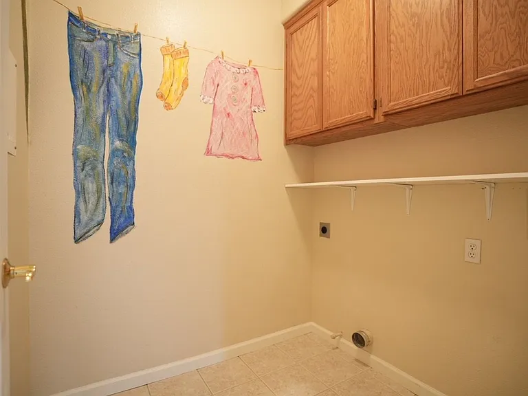 54 Summerbrooke Cir — Photo 17