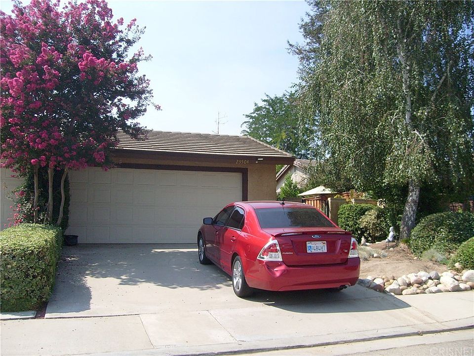 1st image of 23504 Lampara Dr