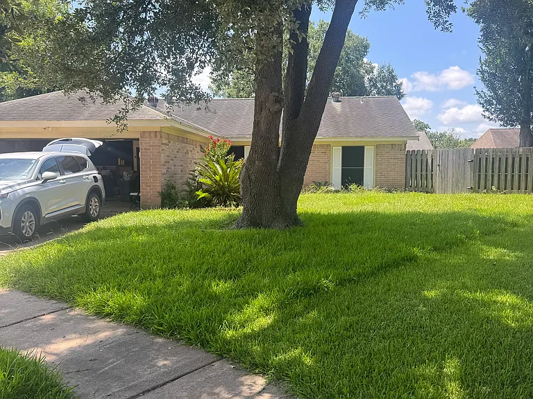 12119 Woolford Dr — Photo 8
