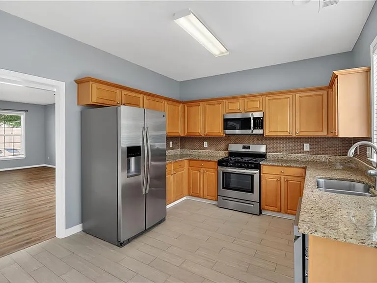 615 Melilot Ln — Photo 13