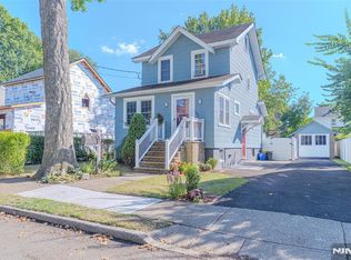 188 Walnut St, Teaneck, NJ 07666