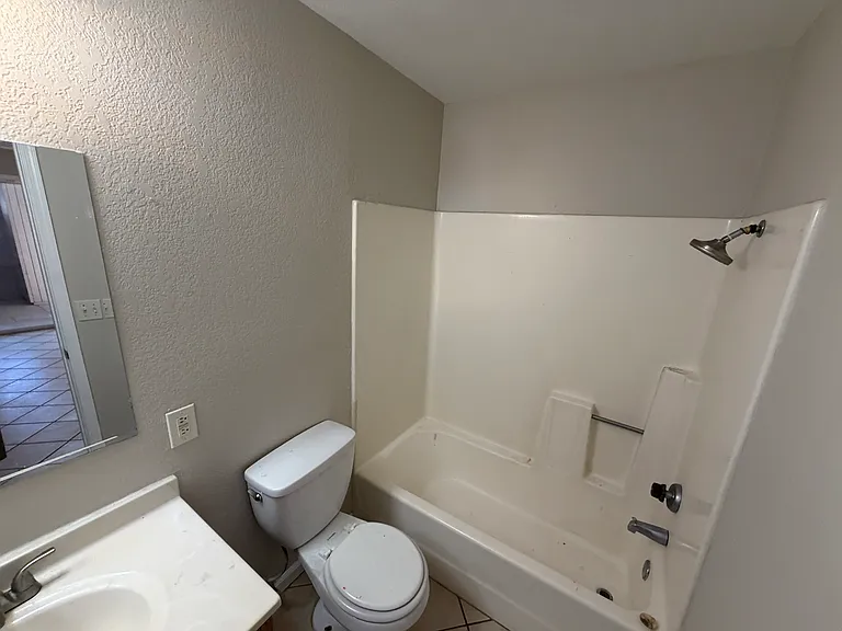 4820 N 89th Ave #42 — Photo 16