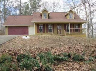 219 Oaks Dr SE, Calhoun, GA 30701