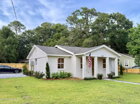 1803 Parsley Ave, Pascagoula, MS 39567
