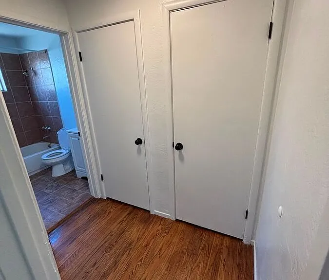 414 Staten Ave #2E — Photo 10