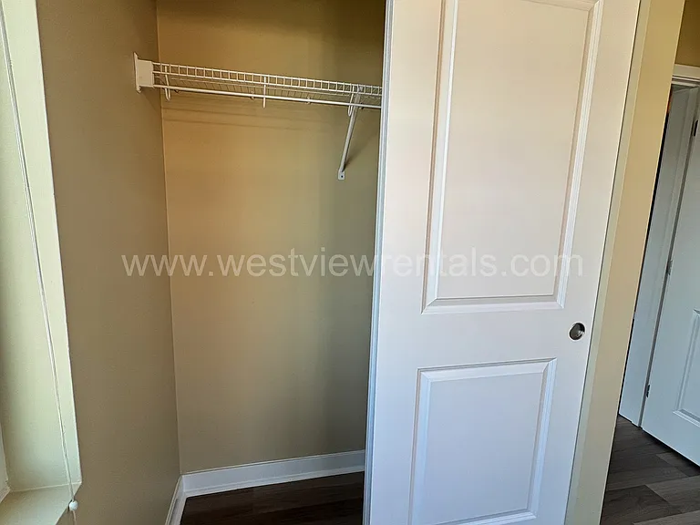 200 E Maple St — Photo 224