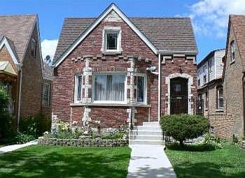 1st image of 3132 N Nordica Ave