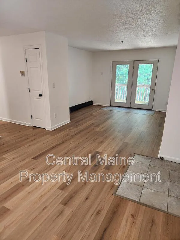 2 bed, 1.0 bath, $1,650 — Photo 1