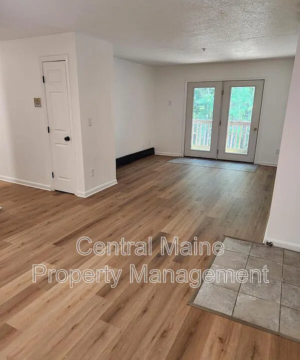 37 Northern Avenue Hts #2