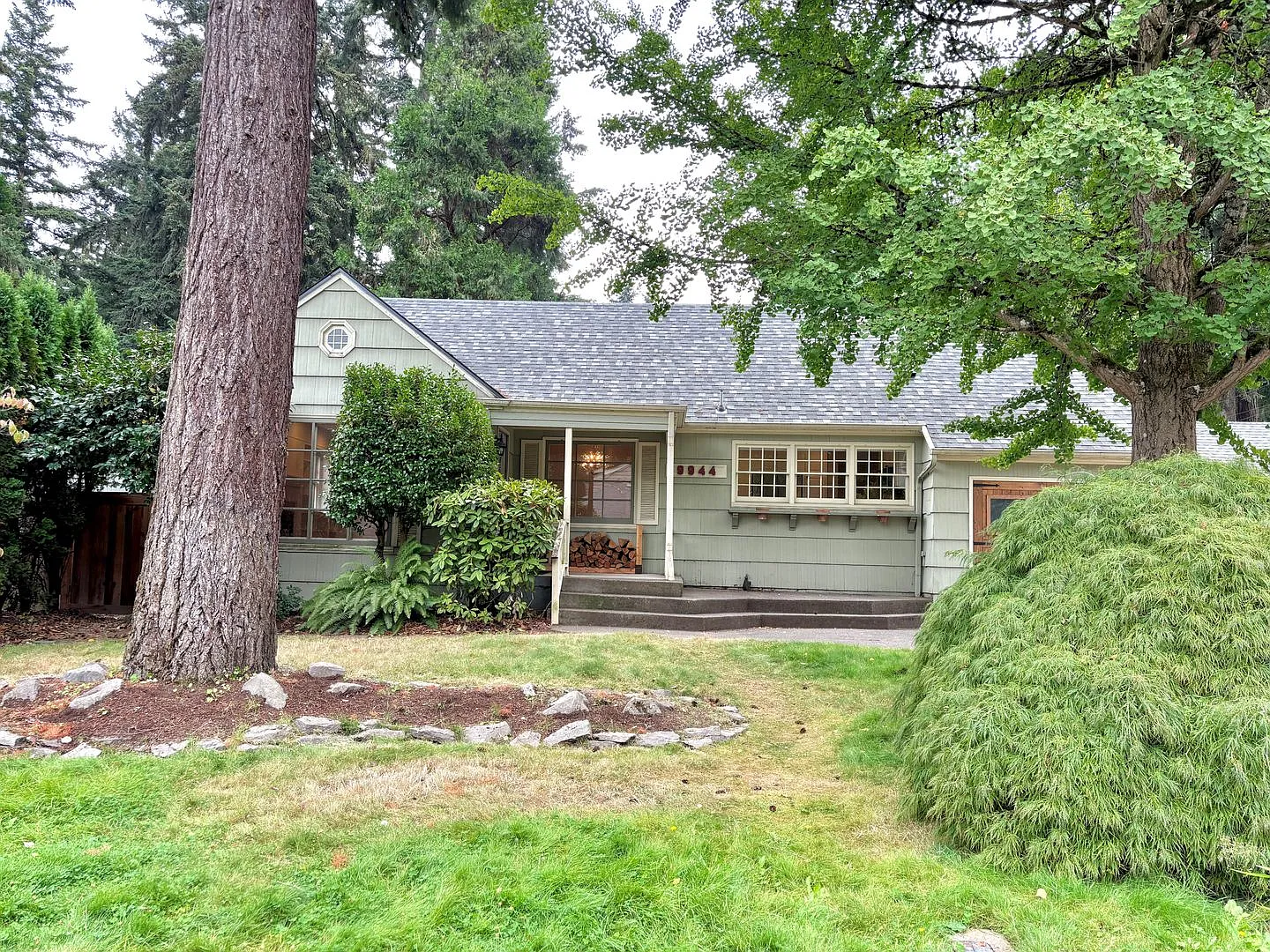 Maywood Park Bungalow with Finished Basement and Fully Fenced Yard — Photo 1