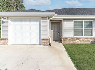 Dancer- 640 Hidden Springs, Decatur, AR 72722