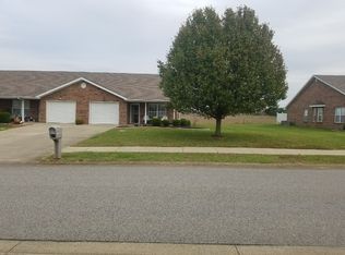 208 Bluegrass Dr, Campbellsville, KY 42718