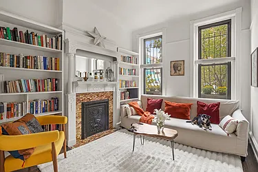 635 Saint John's Place