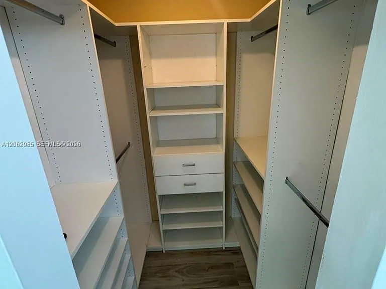 222 NW 41st Ave — Photo 32