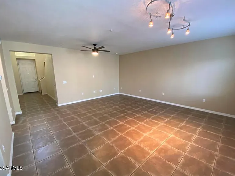 615 E Portland St #225 — Photo 9