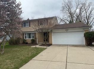 2500 Avery Dr, Troy, MI 48085