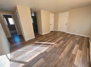 907 Fontmore Rd APT 3, Colorado Springs, CO 80904