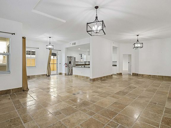 4th image of 3940 N Flagler Dr APT 201