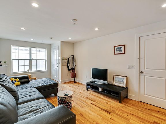 2nd image of 1843 N 2nd St Unit 1