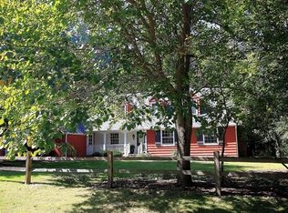 4N078 Thornapple Rd, St Charles, IL 60174