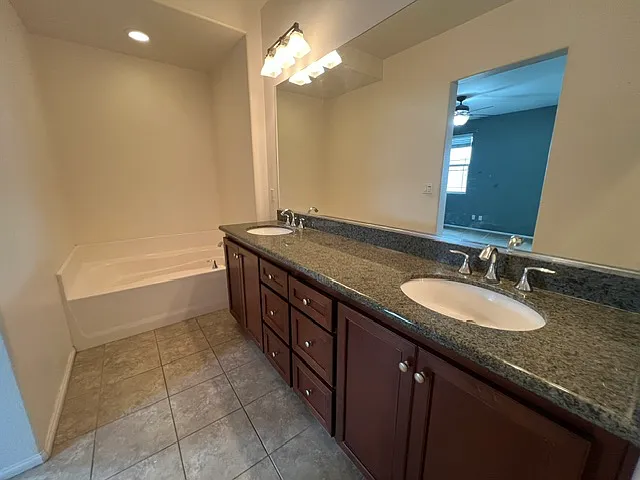 12346 Hollyhock Dr #4 — Photo 16