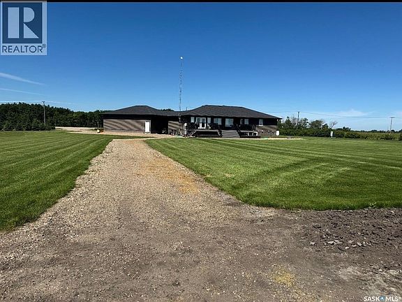 5th image of Minty Acreage Rocanville Rocanville #151