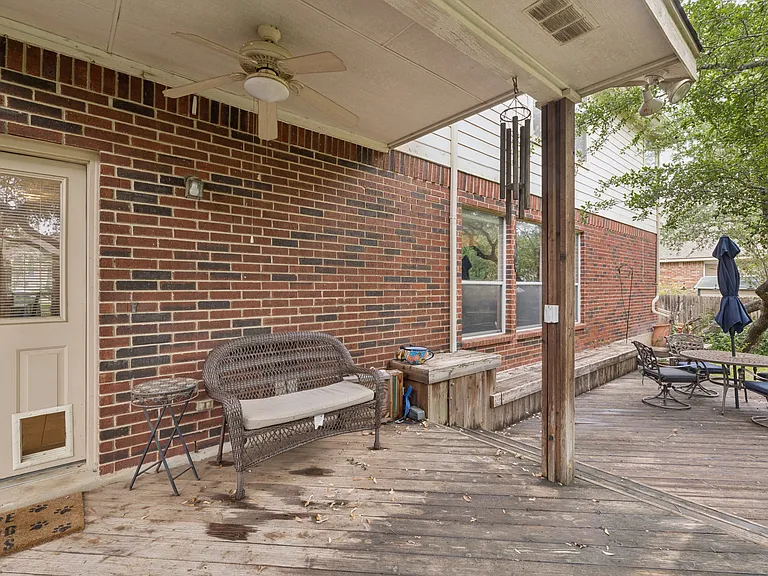 1810 Flintbed — Photo 22