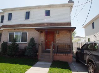 22 Diaz Pl, Staten Island, NY 10306