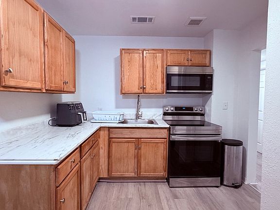 4th image of 5224 Bragg Rd #3