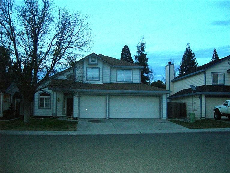 1st image of 8438 NE Twin Trails Dr