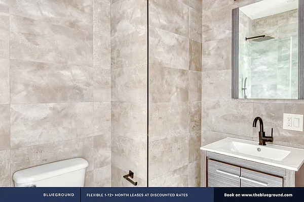 Rented by The Blueground | media 18