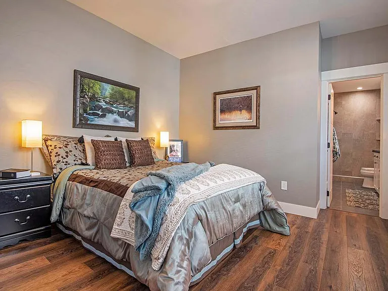 1038 E Black Butte Ave — Photo 14
