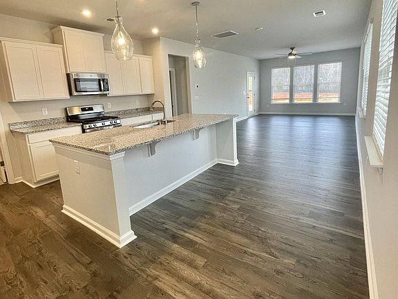 3rd image of 1420 Harper Mae Dr